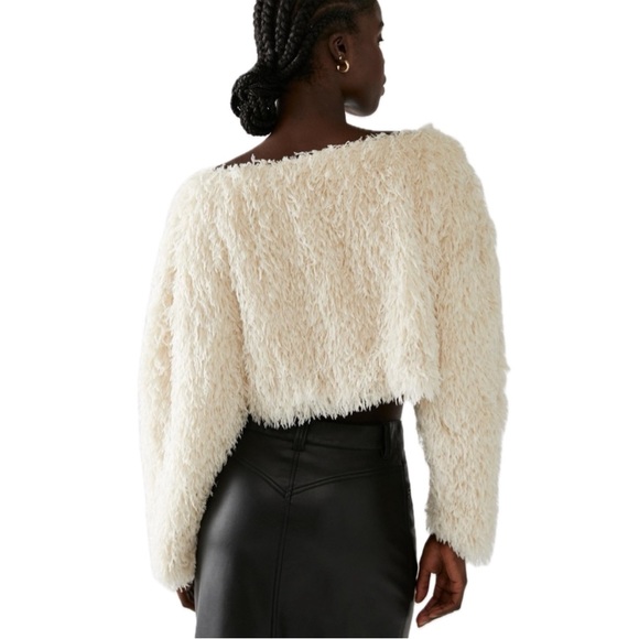 Free People • NWT Ivory Cream Feather Flutter Sweatshirt Size Medium - Picture 13 of 17